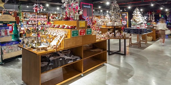 NEW CHRISTMAS STORE IN BARCELONA